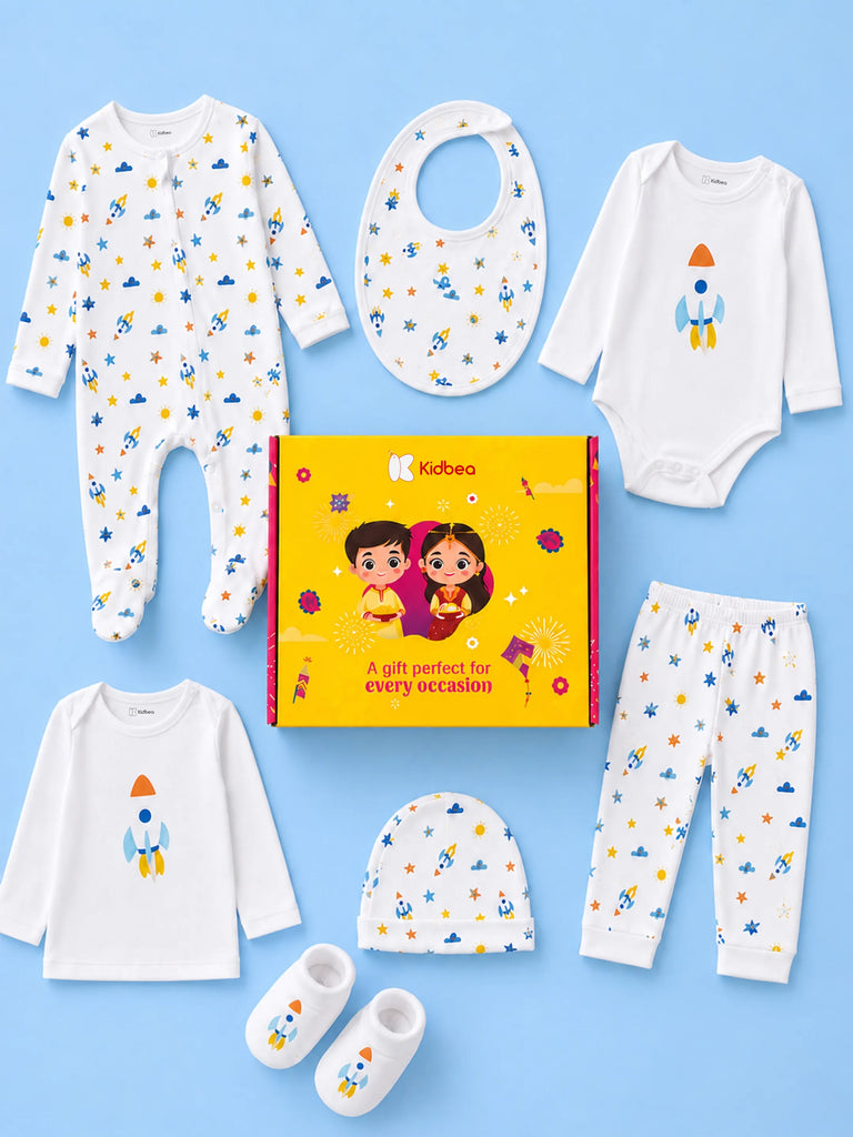 Organic Cotton Baby Gift Set Pack of 7 – Space & Rocket Print Clothing & Accessories Set