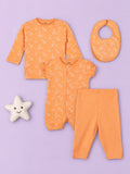 Organic Cotton Baby Gift Set – Giraffe Print T-Shirt, Pyjama, Half Romper & Bib for 0–18 Months (4 Piece Set)