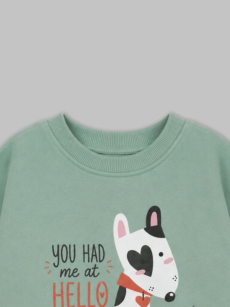 Unisex Green Sweatshirt – Cute Cow Print Full-Sleeve Sweatshirt