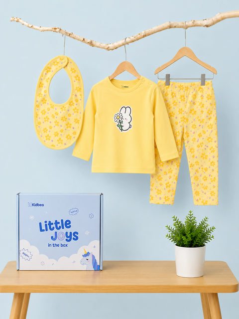 Organic Cotton Baby Clothing Set – Soft Breathable Flower Print T-Shirt, Pyjama & Bib Set