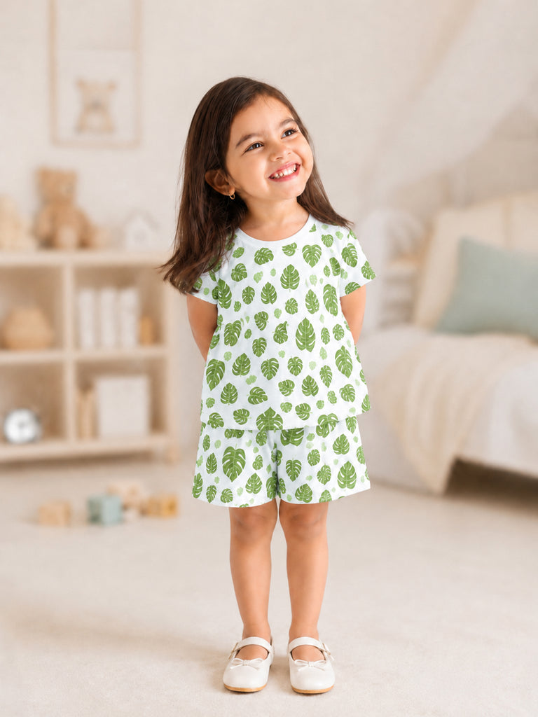 Organic Cotton Unisex Kids Co-ord Set – Soft Breathable Leaf Print T-Shirt & Shorts Set